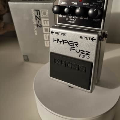 Near mint Boss FZ-2 Hyper Fuzz (Silver Label) 1993 - 1997 - Silver image 6