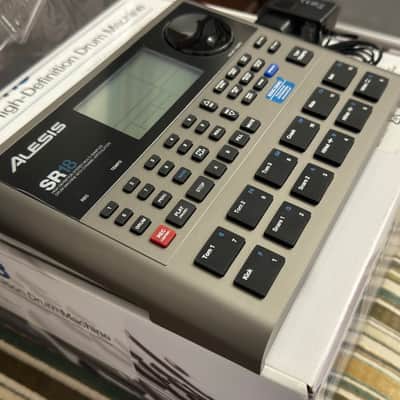 ALESIS SR-18 - IN LIKE NEW CONDITION! image 2