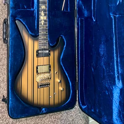 Schecter Synyster Gates Signature Synyster Custom-S Sustainiac with Schecter Humbucker 2018 - Present - Satin Gold Burst image 18