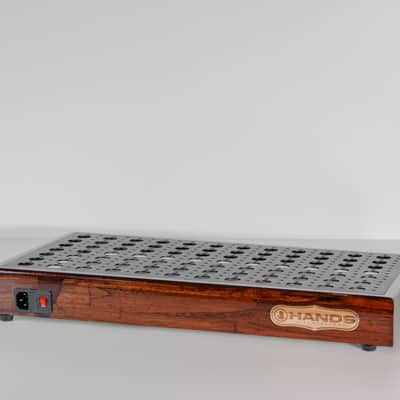 Pedalboard Hands Lite Plus 16x24 Imbuia image 3