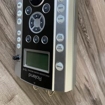 Roland TD-9 V-Drum Sound Module with wiring harness and mounts image 6