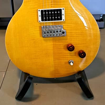 PRS SE Santana 2018 - Present - Santana Yellow image 2
