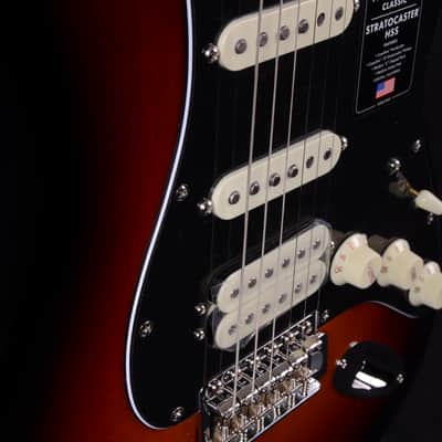 Fender Am Pro Classic Strat HSS MN - 3TS image 6