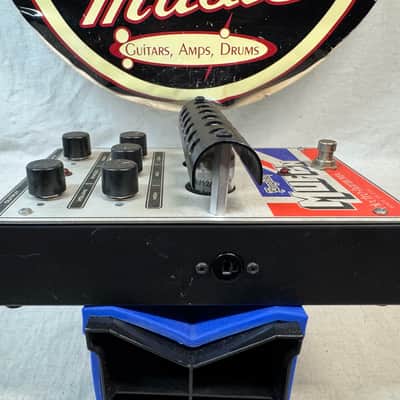 Electro-Harmonix English Muffin Tube Distortion Pedal image 6
