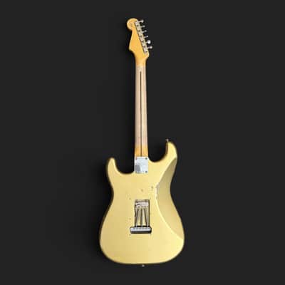 Fender '57 Stratocaster Relic HW '57 Pickups 3,4kg 2022 - Aged HLE Gold - VIDEO image 3