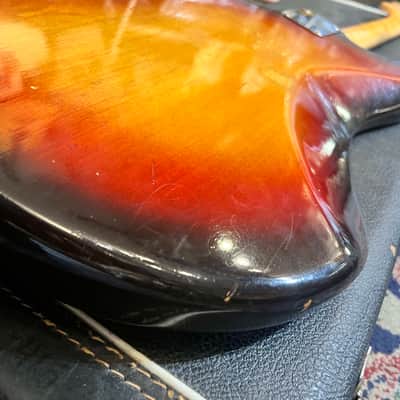 Fender Jazzmaster 1959 - Sunburst with Gold Anodized Pickguard image 8