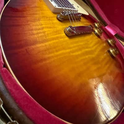 2024 Gibson Custom Shop 1959 Les Paul Standard Reissue (R9) – Murphy Lab Ultra-Light Aged - Factory Burst image 6