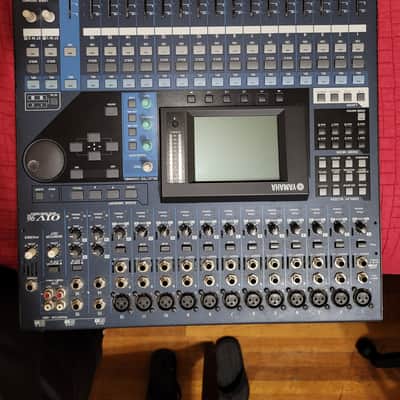 Yamaha 01V96 Digital Mixing Console image 2