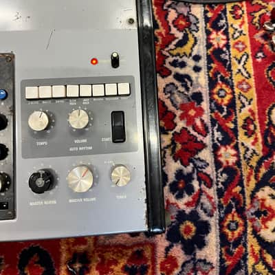 Yamaha EM 90 6 channel Powered/Line mixer with spring reverb and drum machine 1970s image 4