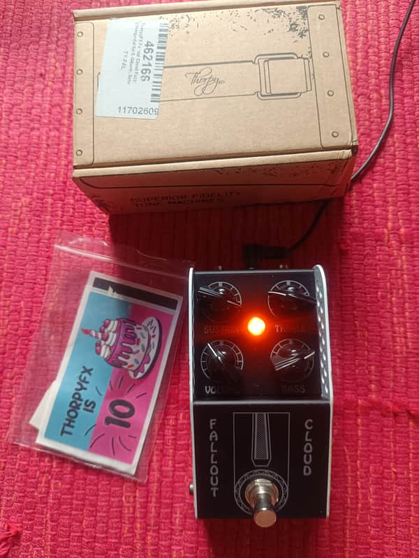 Rare Limited ThorpyFX Fallout Cloud Fuzz "Stormtrooper" Edition (Black/White with Flame Laser-Etchings) - with Box image 1