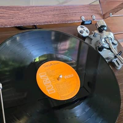 VINTAGE THORN RESTORED TURNTABLE/33/45 SPEED/CHROME EDITION image 7