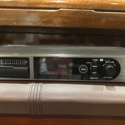 Immagine TASCAM DA-3000SD (Stereo Master Recorder/AD/DA Converter) - 4