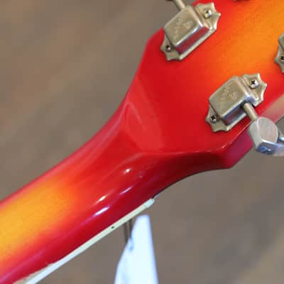 1981 Gibson Les Paul Deluxe Electric Guitar Cherry Sunburst + OHSC image 18