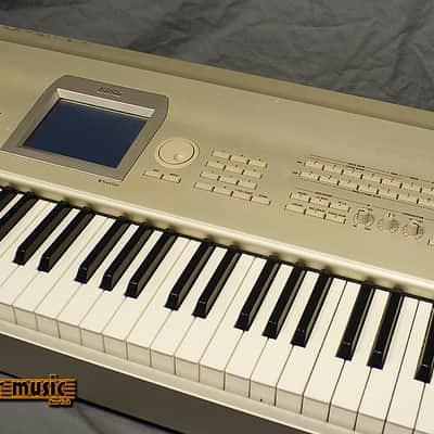 Korg Triton Studio 88 KEYS image 4