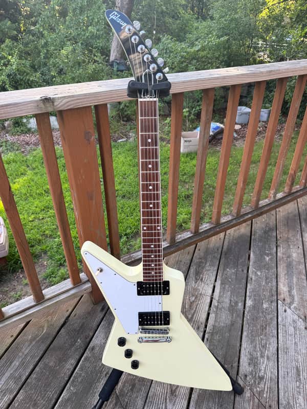 Gibson '70s Explorer