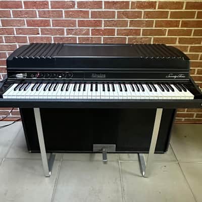Rhodes Mark II 1983 image 2