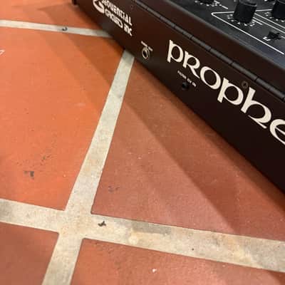 Sequential Prophet 600 61-Key 6-Voice Polyphonic Synthesizer 1982 - 1985 - Black with Wood Sides image 6