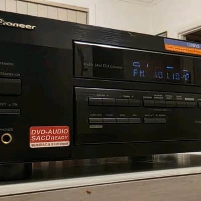 VINTAGE PIONEER MUSIC/SURROUND AMPLIFIER RECIEVER/5.1 CHANNEL image 2