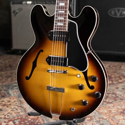 Fender Dealer Exclusive Vintera Road Worn '60s Stratocaster, Rosewood Fingerboard Electric Guitar - 3-Color Sunburst with Hardshell Case image 3