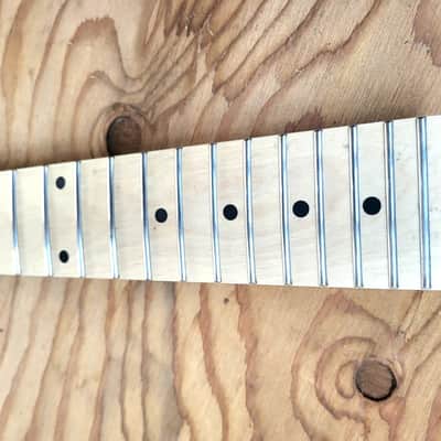 Custom GeoMetric Design 22 fret Banana Shred Maple Guitar Neck Replacement, Floyd Rose Nut Stainless Steel frets diy image 5
