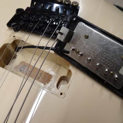 Kramer Baretta 1985 - White image 4