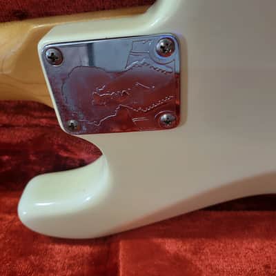 Fender Jimi Hendrix Artist Series Tribute Stratocaster 1997 - 1998 - Olympic White image 6