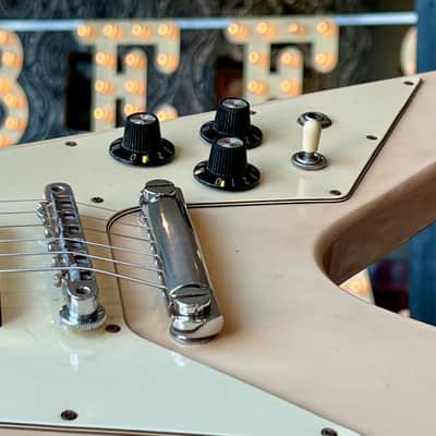 1982 Gibson Flying V Alpine White image 11