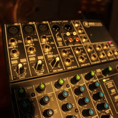 Mackie 802VLZ4 8-Channel Analog Mic / Line Mixer image 5