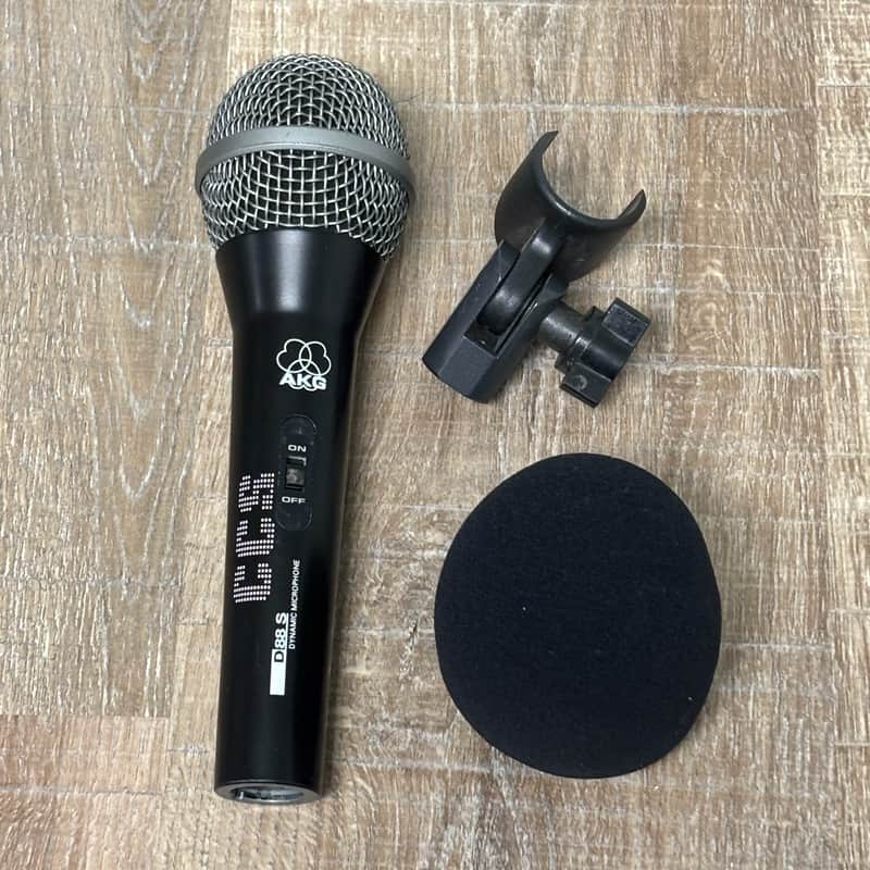 AKG D88S Dynamic Supercardioid Vocal Microphone image 1