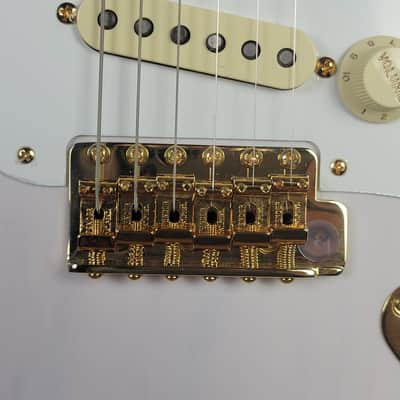 2026 Fender Limited Edition American Vintage II 1957 Stratocaster - White Blonde With OHSC image 14