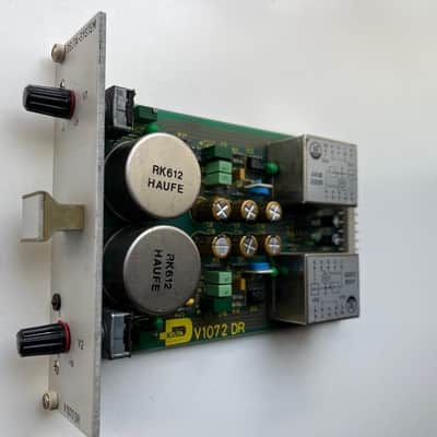 Vintage studio amplifiers LAWO and Delta in 19" rack image 17