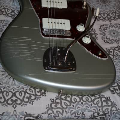 Fender American Vintage "Thin Skin" '65 Jazzmaster 2016 - 2018 - Inca Silver image 11