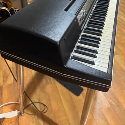 Wurlitzer 200A 64-Key Electric Piano 1974 - 1983 - Black image 3