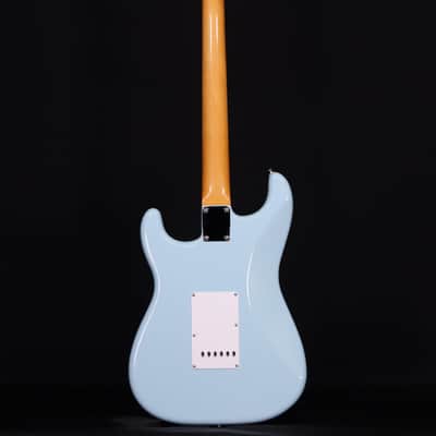 Fender Vintera III Early '60s Stratocaster, Rosewood FB, Sonic Blue image 7