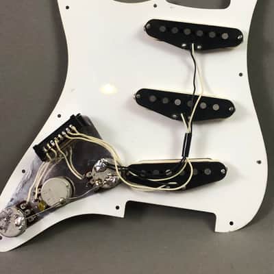 Vintage Fender Japan 1982 JV Era Relic Strat Guitar Pickups Loaded Pickguard MIJ image 10