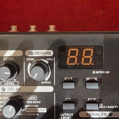 Boss ME-90 Guitar Multiple Effects w/ Original Box image 4