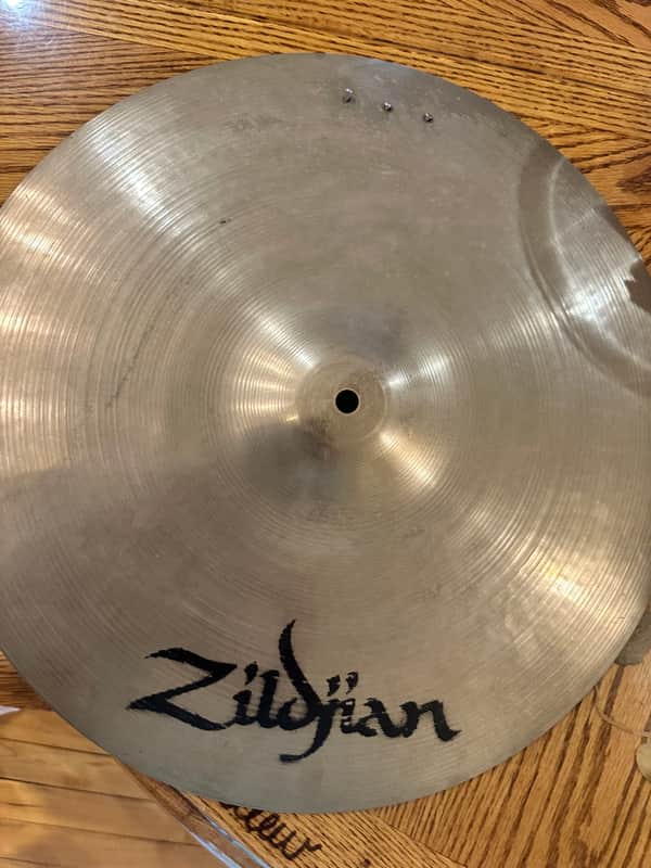 Zildjian Avedis 18” medium crash with rivets 1965-1979 image 1
