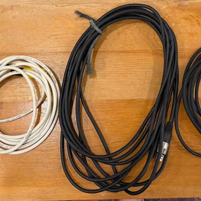 Pair of Sennheiser e815S Vocal Mics — Made in Germany — w/ 3 XLR Cables & Pouch image 2