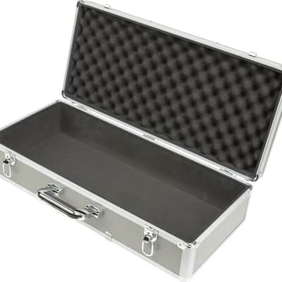 RockBoard TRES 3.2 Pedalboard, 23.5" x 9.25" w/ Flight Case image 6