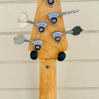 LAKLAND SKYLINE SERIES 5 STRING 55-02 DELUXE 5 STRING BASS SPALTED ROSEWOOD W/ GIG BAG - 2018 image 5