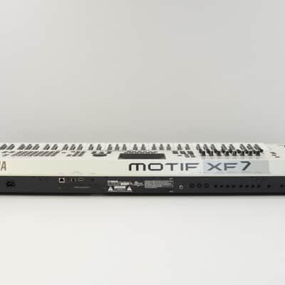 Yamaha MOTIF XF7 76-Key Music Workstation Special Edition White w
