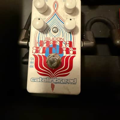 Catalinbread Karma Suture Silicon Fuzz 2010s - White image 1
