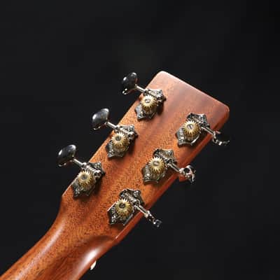 Martin 00-18 Standard Series NEW 2025 - Natural 828 image 8