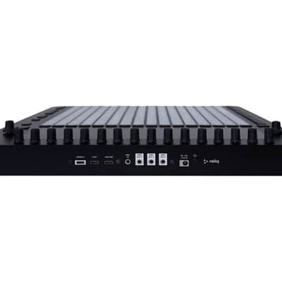 Reliq Instruments Reliq Hybrid Sequencer + Matrix Mixer (Black) image 2