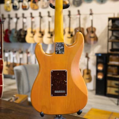 Fender Michael Landau Coma Stratocaster - Coma Red with Vintage-Style Navy Blue Hardshell Case - Demo image 7