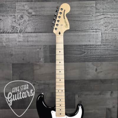 Mint Squier Affinity Stratocaster - Black image 3