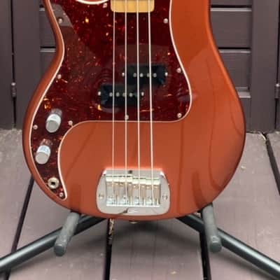 G&L LB-100 Lefty image 2