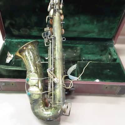 Buescher Silvertone Alto Saxophone, USA, with case/neck/MP, acceptable condition image 7