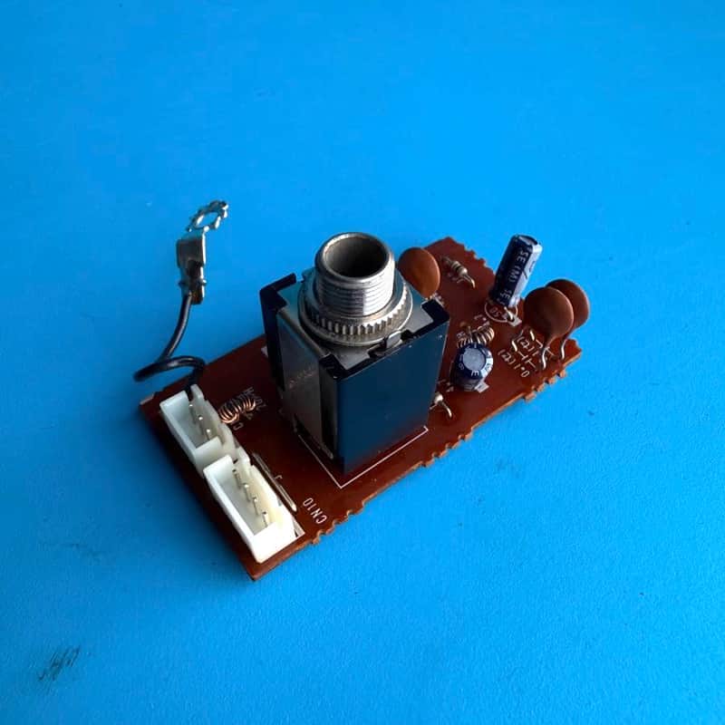 YAMAHA PSR-40 Keyboard Replacement Part: Headphones Jack TRS Socket Board image 1