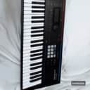 Roland Juno DS61 Synthesizer 2018 - Present - Black
